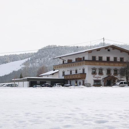 Pension Und Apartments Landhaus Marie Leutasch Exterior foto