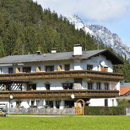 Pension Und Apartments Landhaus Marie Leutasch Exterior foto